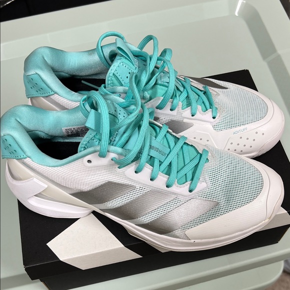 adidas Shoes - Adidas adizero ubersonic tennis shoes